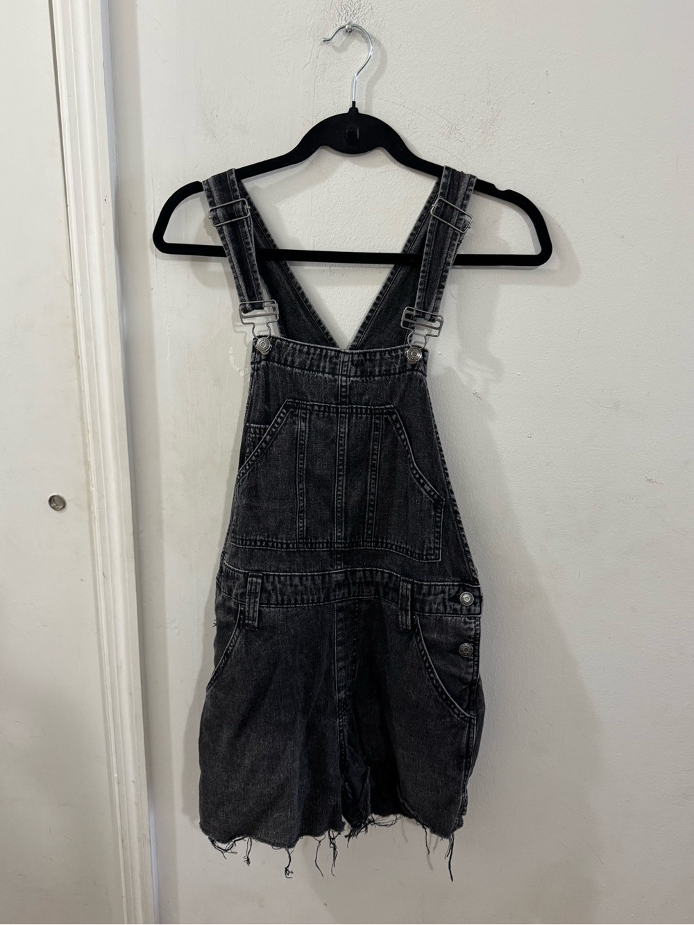 Wild Fable Washed Black Denim Overall Dress with Frayed Hem, size XS - Picture 2 of 8
